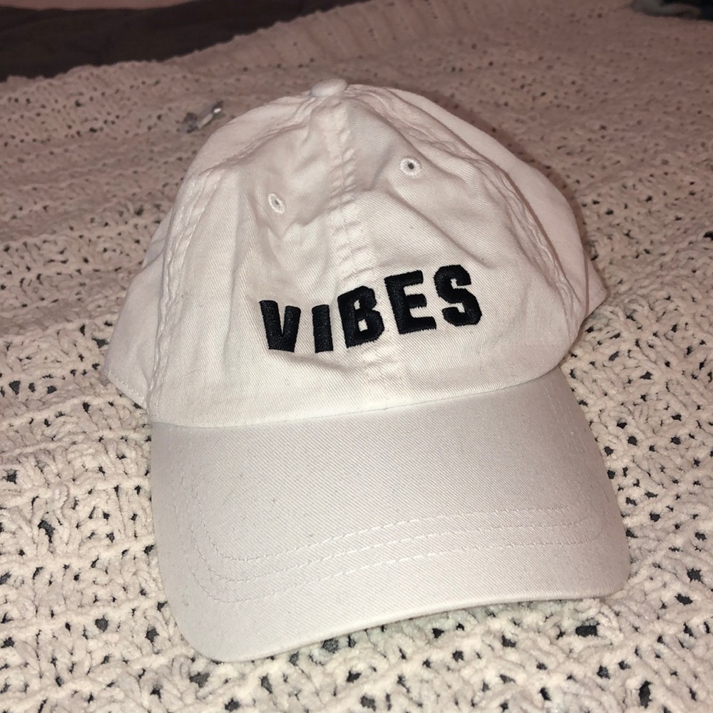 “Vibes” white hat